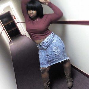 Meet your Posher, Ashley